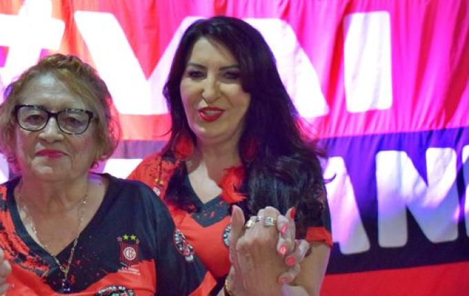 Torcida Vai Guarani realiza janta no restaurante o Guarani; confira