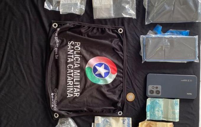 Três pessoas são presas por tráfico de drogas em São Miguel do Oeste