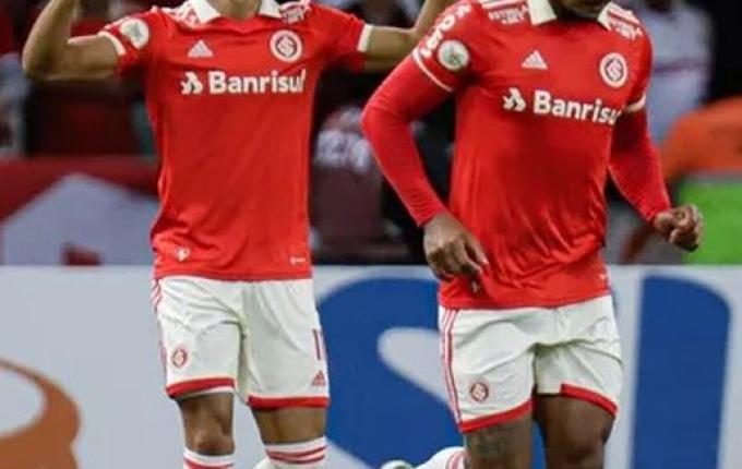 Wanderson brilha, Inter vence o Flamengo na estreia de Dorival e dorme no G-4