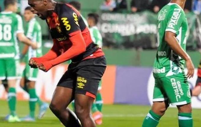 Chape perde em casa para o Sport e se distancia do G-4