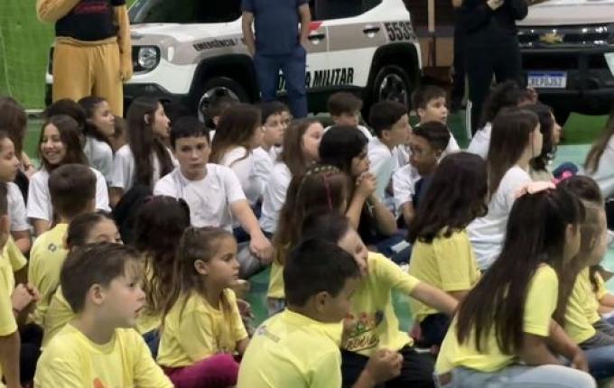 Formatura do PROERD em São Bernardino forma cerca de 90 alunos