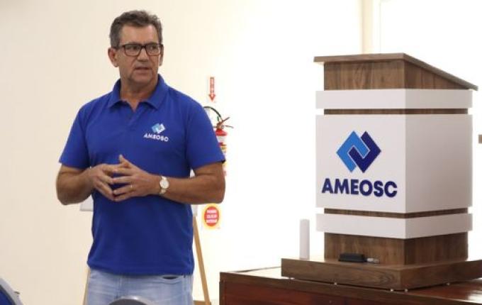 Servidores da região recebem treinamento para acessar plataforma de dados da Ameosc