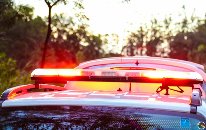 Adolescente é flagrado conduzido motocicleta sem habilitação em Saltinho