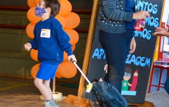 Uso de máscaras não será mais obrigatório nas escolas municipais