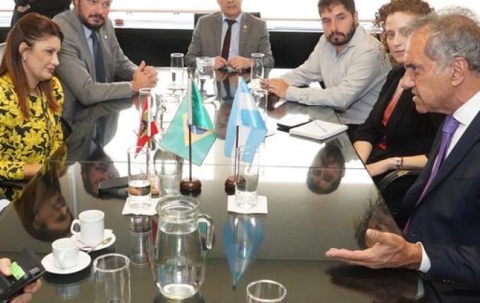 Santa Catarina busca ampliar exportações e turismo com missão oficial à Argentina