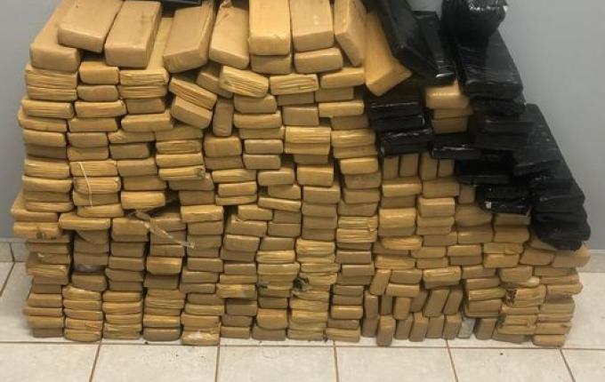 Cinco homens são presos com 218 quilos de maconha em Chapecó