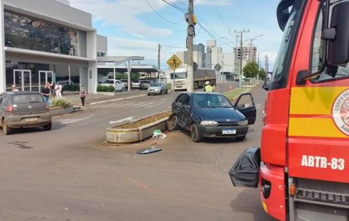 Uma pessoa ferida em colisão em São Lourenço do Oeste