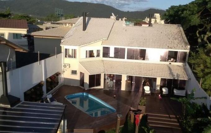 PF mira ‘mulas’ com cocaína e bens de R$ 150 milhões em Operação em SC