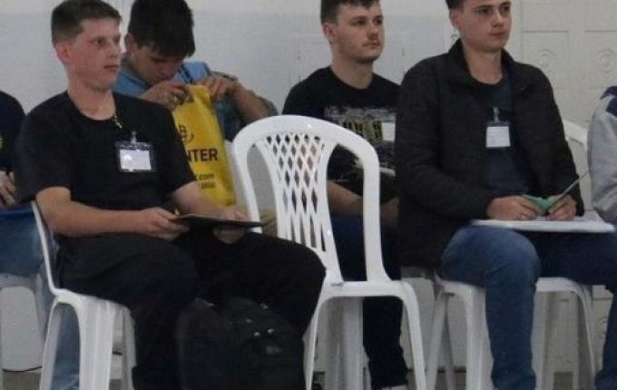 14º RCMEC realiza etapa de inspeção de jovens em São José do Cedro