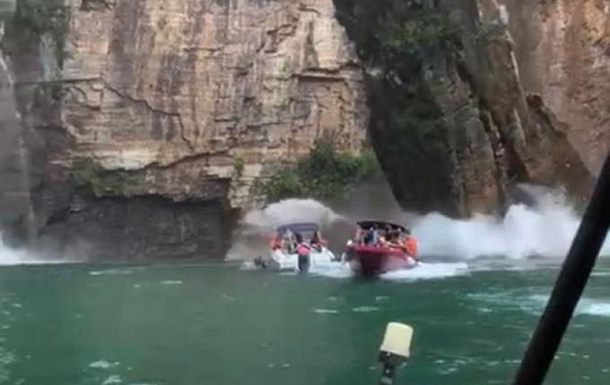 Queda de paredão deixa 7 mortos em Capitólio; buscas continuam