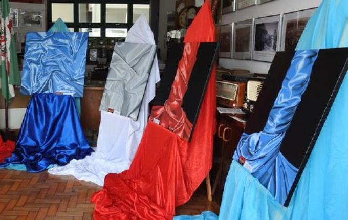 Museu recebe exposição em comemoração ao aniversário de 35 anos