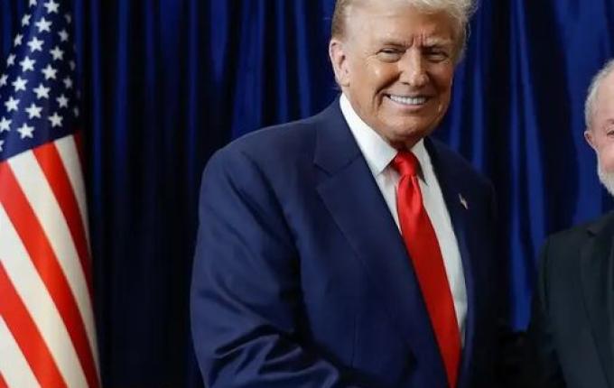 Lula se reúne com Trump na Malásia e discute relações entre Brasil-EUA