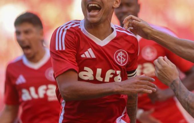 Inter vence Bragantino, conta com resultados paralelos e escapa do rebaixamento