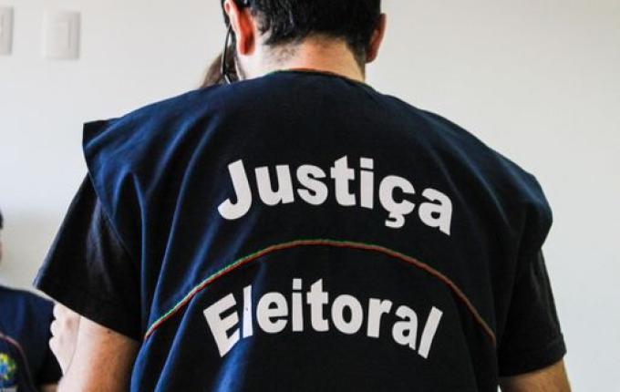 Prefeito do PL e vice do PT têm cassação mantida e município de SC terá novas eleições