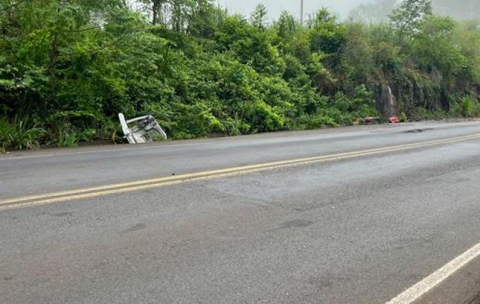 BR-282 é liberada após grave acidente; trânsito flui normalmente