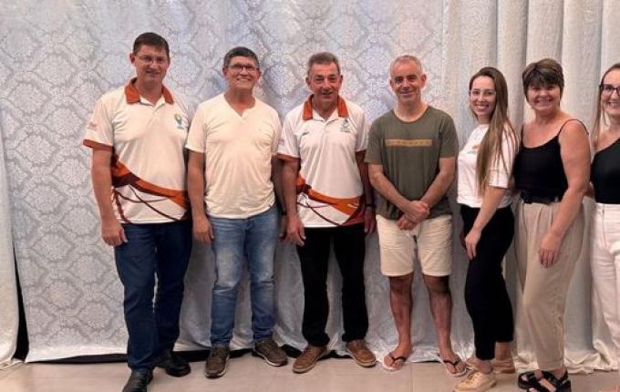 Representantes de Iporã do Oeste participaram de reunião da Associação do Turismo