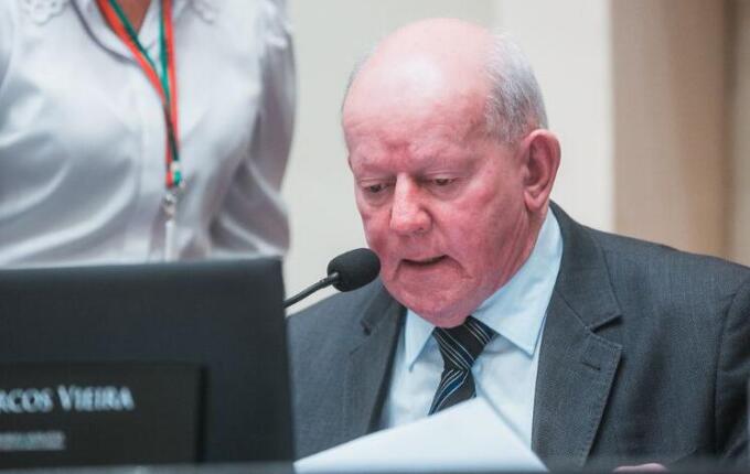 Gabinete de Marcos Vieira diz que TRE/SC considerou irregular apreensão de R$ 500 mil