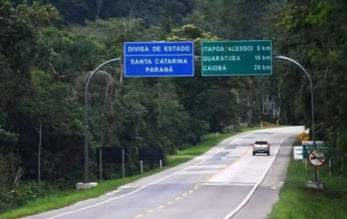 SC e PR assinam acordo para compensação de royalties de petróleo após 30 anos de disputas