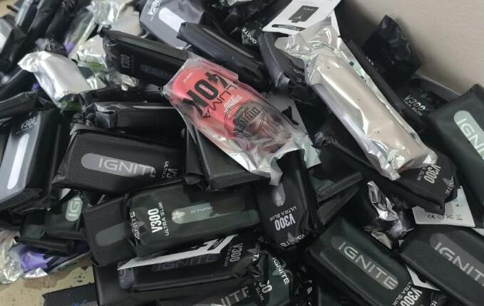PMRv apreende cerca de 450 cigarros eletrônicos e medicamentos em Concórdia