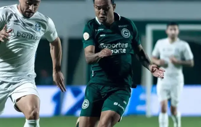 Com gol nos acréscimos, Grêmio empata com Goiás e cai para 4º colocação no Brasileirão