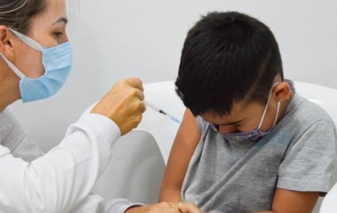 Itapiranga inicia imunização contra Covid-19 para crianças menores de cinco anos