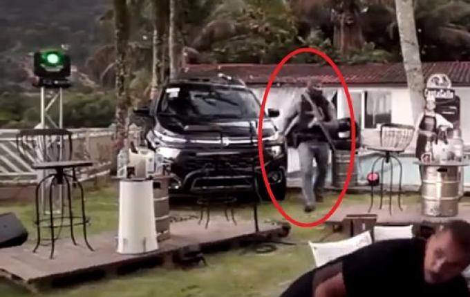 VÍDEO: Tiroteio interrompe live de grupo de pagode em Angra dos Reis