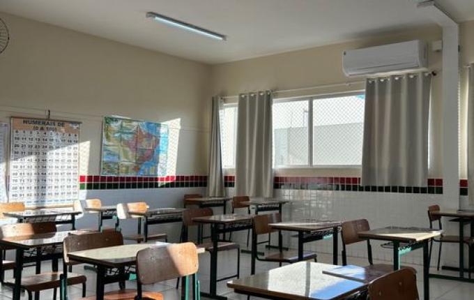 Governo de SC distribui mais 3 mil aparelhos de ar-condicionado para as escolas estaduais