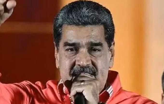 Maduro anuncia mobilização de 4,5 milhões de milicianos ante 'ameaças'