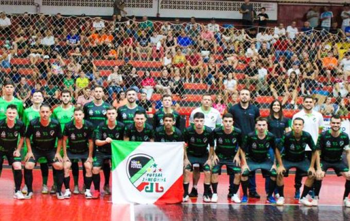 Blumenau Futsal vence São Miguel Futsal/Joni Gool por 4 a 3; fotos