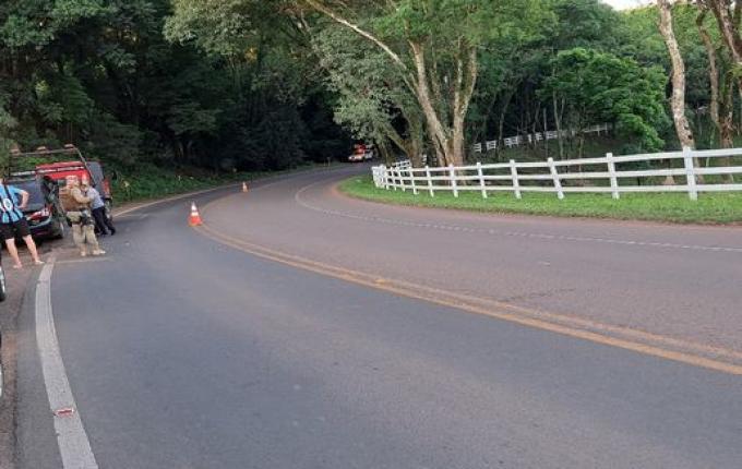 Capotamento na SC-163 deixa jovem ferida em Itapiranga