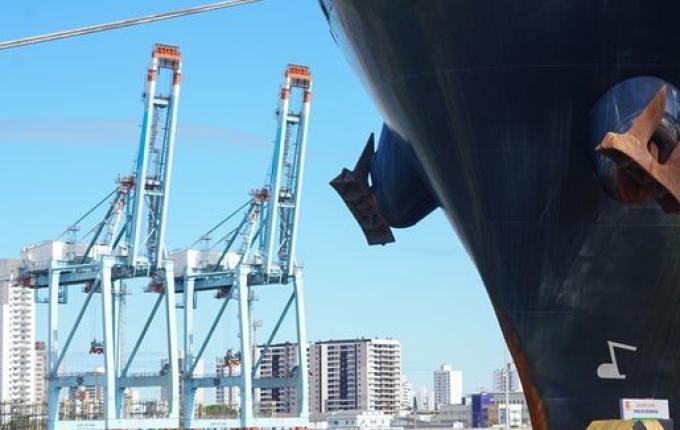 Exportações de Santa Catarina crescem 4,4% em 2025 e atingem maior valor da história