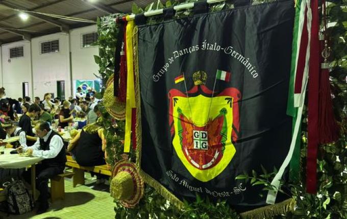 Grupo Germânico realiza 11ª Festa da Polenta em São Miguel do Oeste