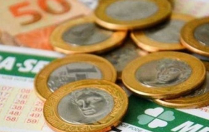 Prêmio acumulado em R$ 8 milhões da Mega-Sena será sorteado nesta quarta