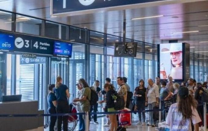 Falha em sistema causa “apagão” em aeroportos de SC e outros estados