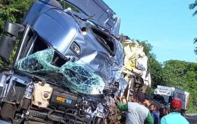 Youtuber diz que peça de outro caminhão causou acidente