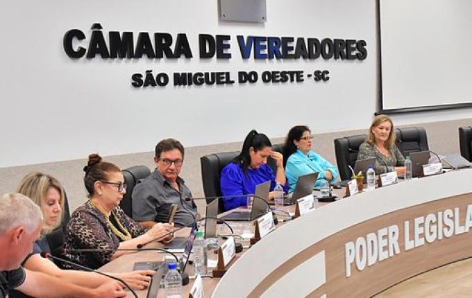 Vereadores de São Miguel do Oeste pedem construção de Centro de Convivência para idosos