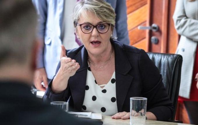 Internet rural e pagamento de produtores de energia são foco de reunião da Bancada do Oeste