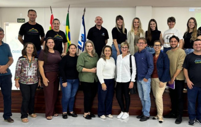 Municípios do Extremo Oeste avançam em plano conjunto de turismo regional