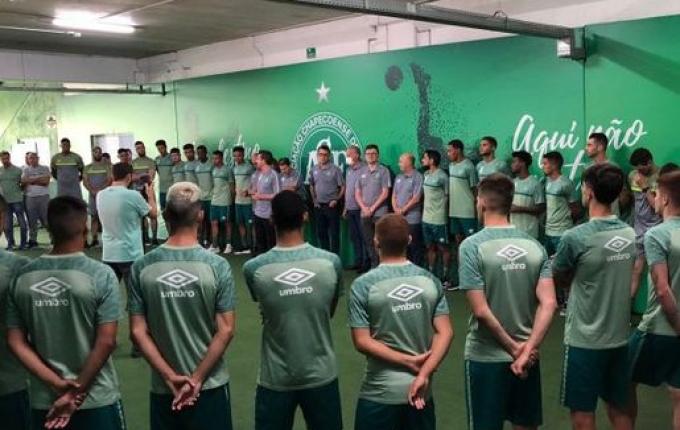 Chapecoense apresenta elenco para temporada 2022