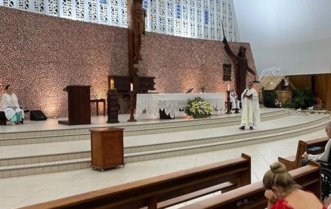 Rádio Peperi transmite celebrações de Natal da Igreja Matriz de SMO