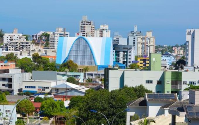 Fim de semana tem ar seco e temperaturas acima da média em SC