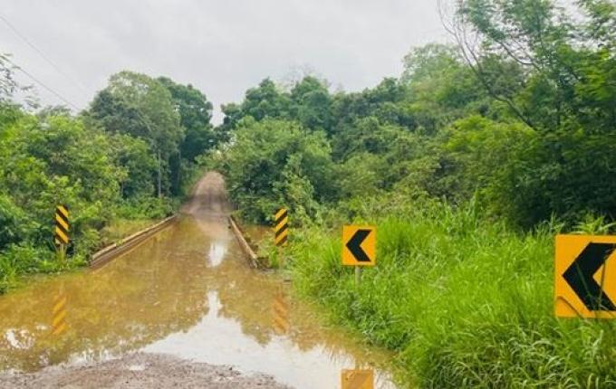 Nível do Rio Uruguai ultrapassa 8 metros acima do normal e pontes são interrompidas
