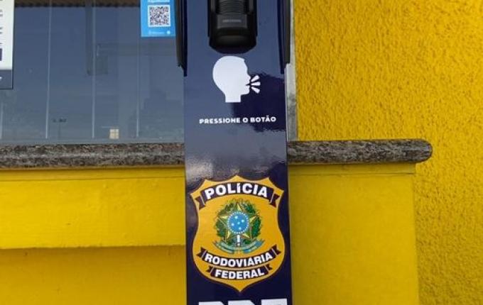 PRF disponibiliza totens de atendimento para apoio ao cidadão nas rodovias federais de SC
