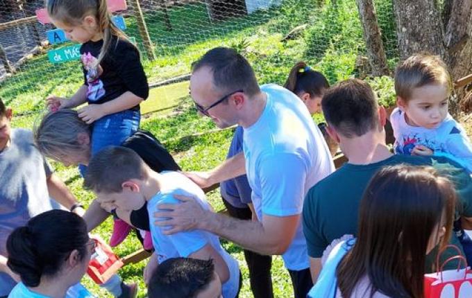 SMO: Associação promove 1ª caça aos ovos com crianças autistas