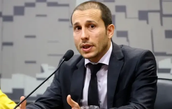 Diretor-executivo deve substituir Andrei Rodrigues no comando da Polícia Federal