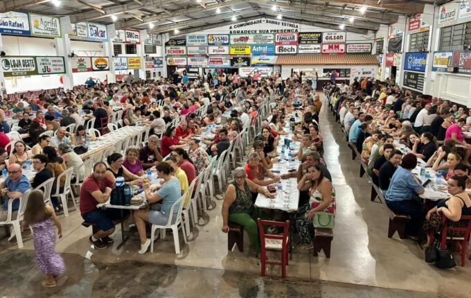 1º Bingo de Outono da APAE reúne grande público em São Miguel do Oeste