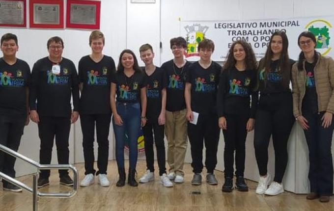 Vereadores Mirins de Itapiranga participam de Conferência Regional em Iraceminha