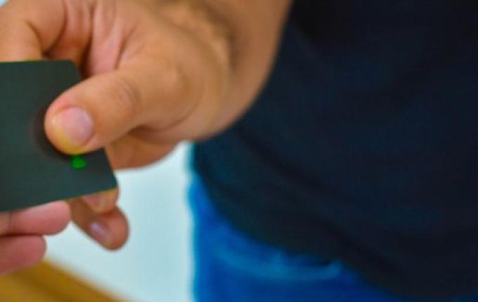 Homem é preso após furtar cartão bancário e fazer compras em Paraíso