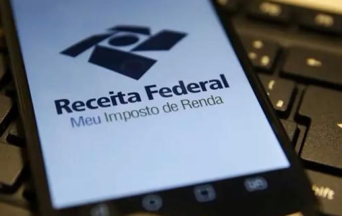 Governo pede retirada de urgência a projeto que amplia isenção do IR para até R$ 5.000