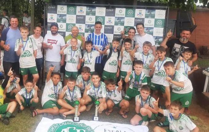 Escola da Chape de SMOeste conquista títulos no Rio Grande do Sul